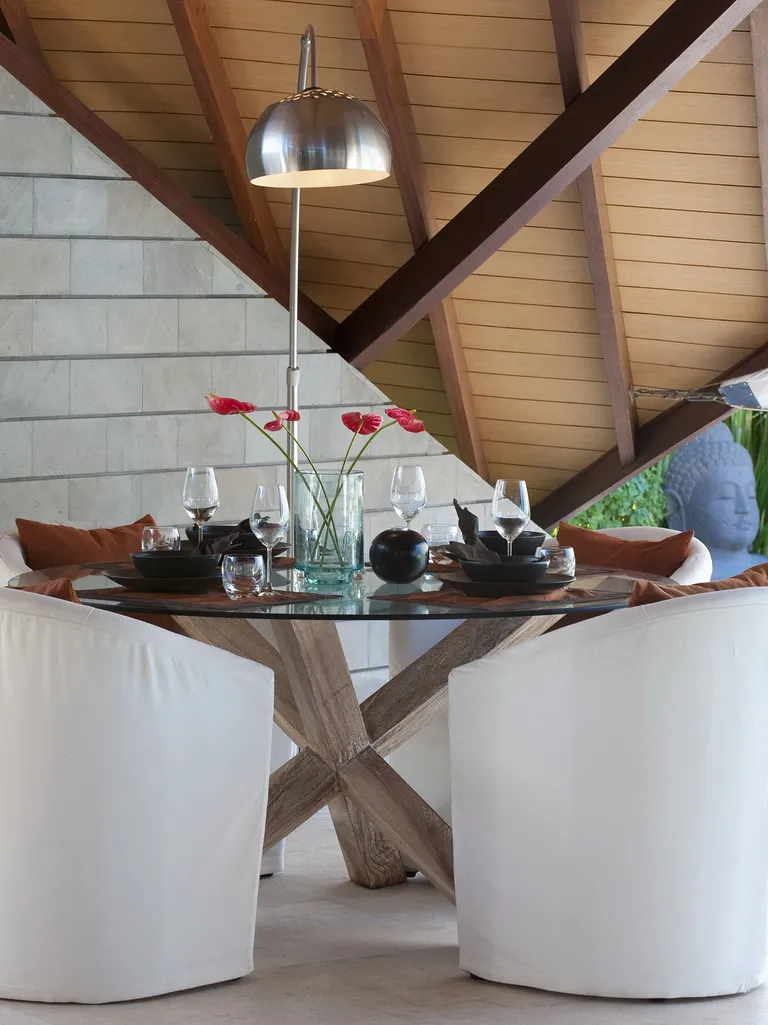 03-The Layar – 3 bedroom – Lunch setting The Layar Villa Nine - Villa Gallery