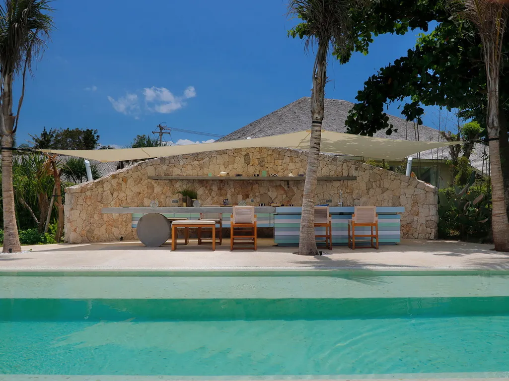 40. Villa Seascape – Poolside bar setting Villa Seascape - Villa Gallery