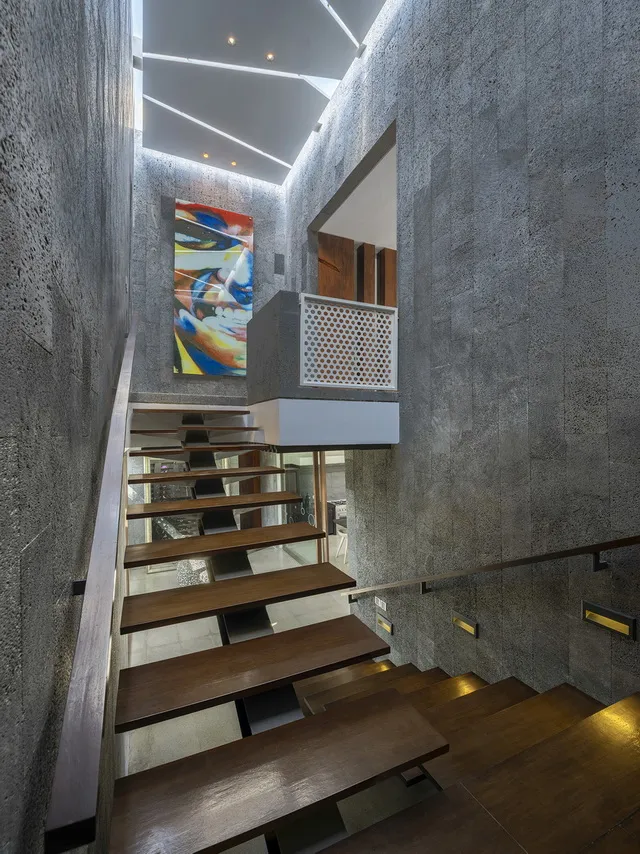 Villa Issi – Staircase towards the villa rooms Villa Issi - Villa Gallery