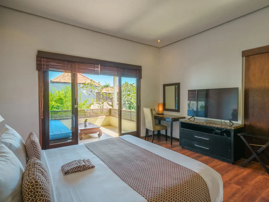 1a – Villa Emmy – Bedroom with a balcony Villa Emmy - Villa Gallery
