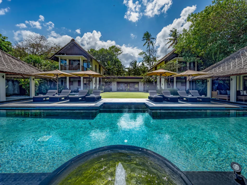 Seseh Beach Villa Estate - Villa Gallery
