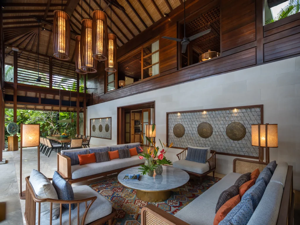 019 Villa Windu Sari – Wide living and dining area Villa Windu Sari - Villa Gallery