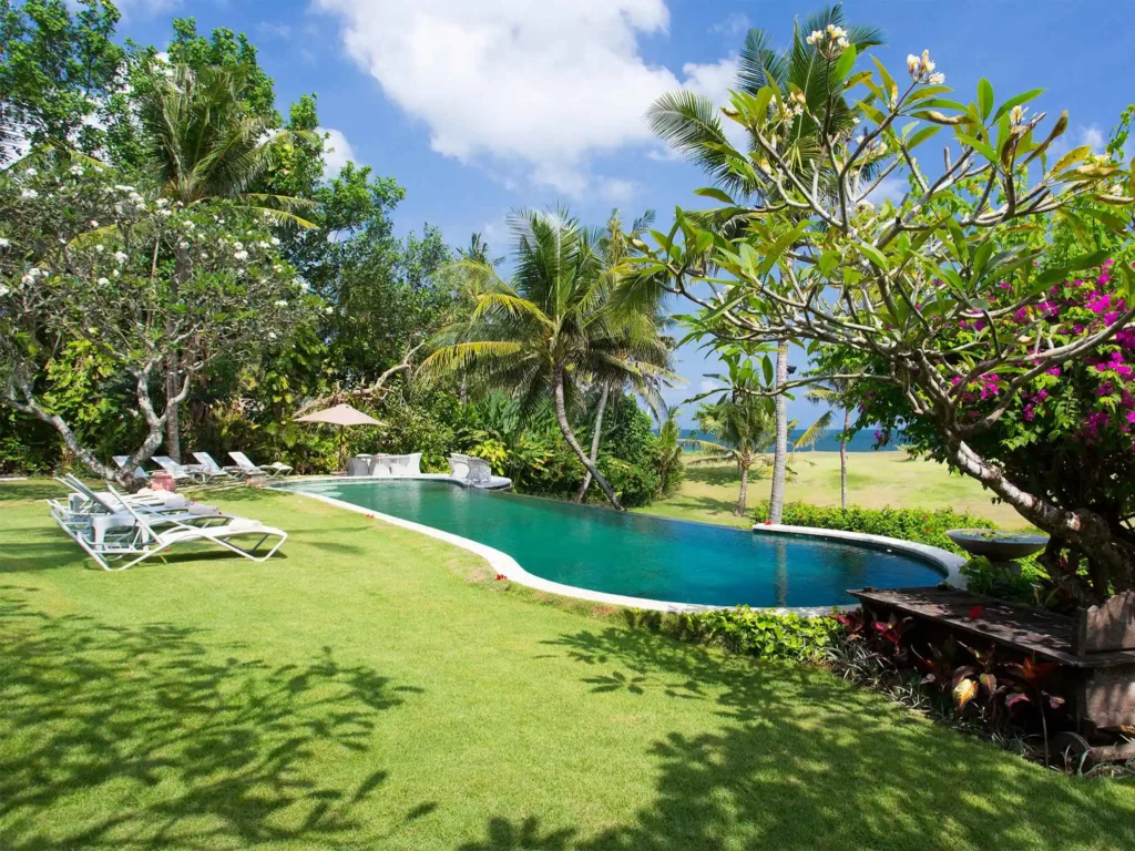 35. Villa Sungai Tinggi – Pool and lawn_11zon Villa Sungai Tinggi - Villa Gallery
