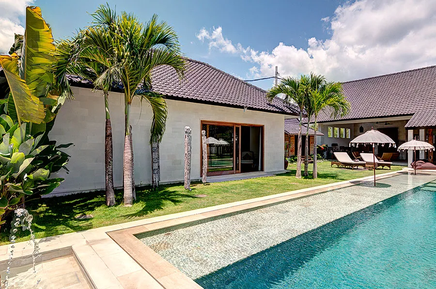 67-72dpi Villa Abaca Collection - Villa Gallery