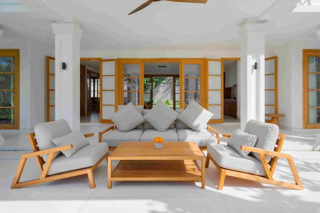 Amenara kanan_Outdoor Living (Coffee table and chairs)_11zon Bali Villas