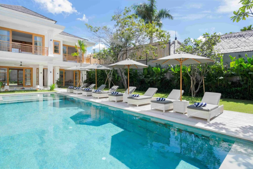 Amenara_Pool + Daybeds_11zon Bali Villas Pool