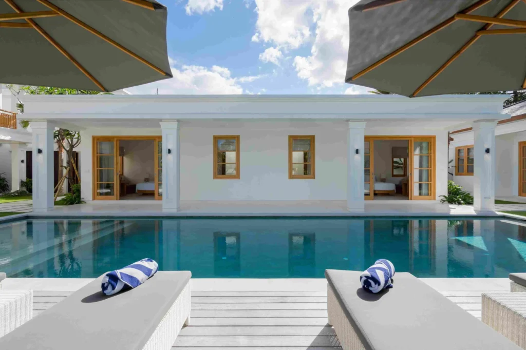 Amenara_Poolside Rooms Exterior Overview_11zon Bali Villas