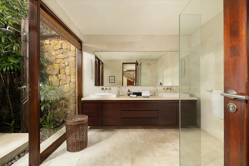 bathroom3_suar_seminyak_5br_fix Villa Suar Seminyak - Villa Gallery