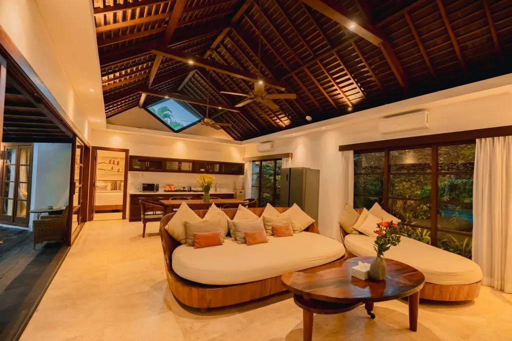 Living-Dining-Kitchen-1024×683 Villa Li Seminyak - Villa Gallery