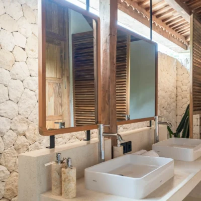 Copy of Bathroom_Bedroom 1.1_1_11zon_11zon Villa Almerya Estate Bingin - Villa Gallery