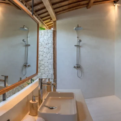 Copy of Bathroom_Bedroom 2 – Villa Almerya_7_11zon Villa Almerya Estate Bingin - Villa Gallery